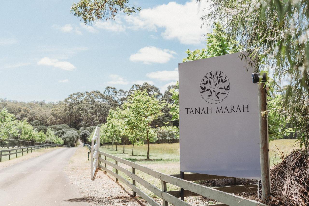 ホテル Tanah Marah Bramley エクステリア 写真